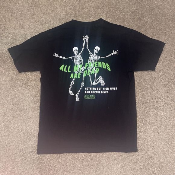 Born Dead Clothing All My Friends Are Dead T Shirt Skeleton Size Medium - Picture 1 of 5